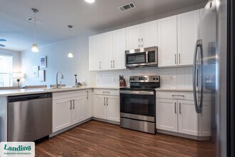 15950 Chase Hill Blvd, Unit 3405 in San Antonio, TX - Foto de edificio - Building Photo