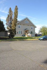 211 W Shannon Ave in Spokane, WA - Foto de edificio - Building Photo