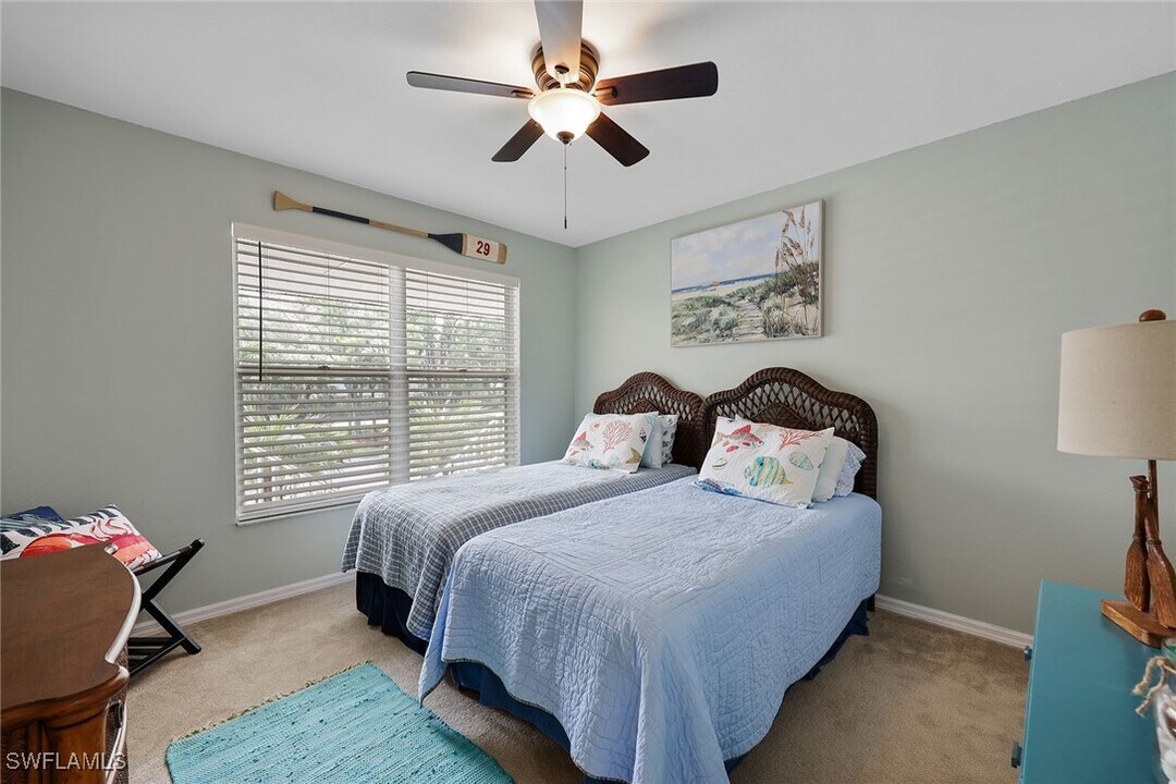 1210 Yesica Ann Cir in Naples, FL - Building Photo