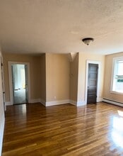 31-33-33 Elmer St in Hartford, CT - Building Photo - Building Photo