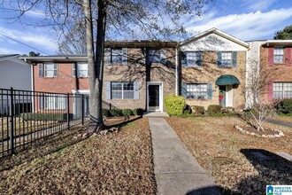 2264 Cheshire Dr in Birmingham, AL - Building Photo - Building Photo