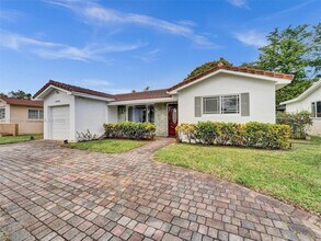5405 McKinley St in Hollywood, FL - Building Photo - Building Photo