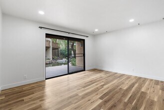 88 Lemon Grove in Irvine, CA - Building Photo - Building Photo