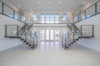 24212 N Corte Profundo in Santa Clarita, CA - Building Photo - Building Photo