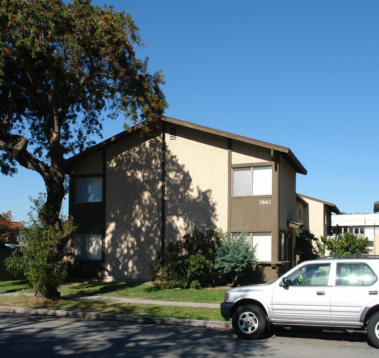 3661 Green Ave in Los Alamitos, CA - Building Photo