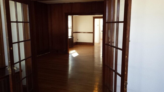 22 Commonwealth Ter, Unit 1 in Boston, MA - Building Photo - Building Photo