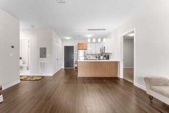 999 Hancock St in Quincy, MA - Building Photo - Building Photo