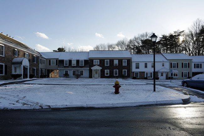 Agawam Village in Ipswich, MA - Building Photo - Building Photo