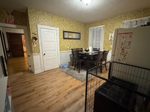 11 Pattison St in Worcester, MA - Foto de edificio - Building Photo