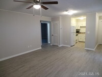 203 E John Sims Pkwy-Unit -A in Niceville, FL - Building Photo - Building Photo