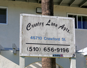 Country Lane Apartments in Fremont, CA - Building Photo - Building Photo