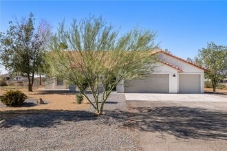 1601 W Iguana St in Pahrump, NV - Building Photo - Building Photo