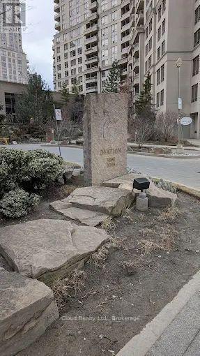 3880 Duke of York Blvd in Mississauga, ON - Building Photo - Building Photo