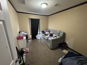 413 Schleicher St in Cuero, TX - Building Photo - Building Photo