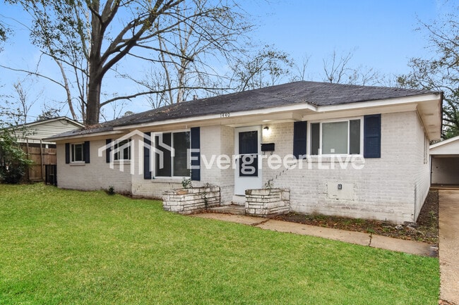 property at 1440 Wedgewood Dr