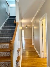 114 W Green St in Versailles, KY - Building Photo - Building Photo