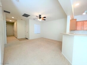 6868 Sky Pointe Dr in Las Vegas, NV - Building Photo - Building Photo