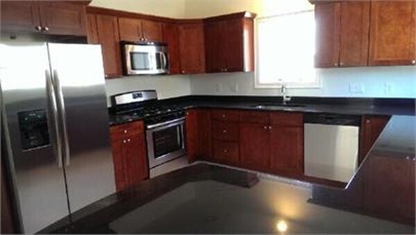 10 Barker St in Boston, MA - Building Photo