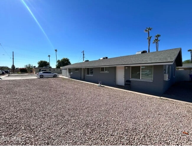 property at 4939 E Willetta St