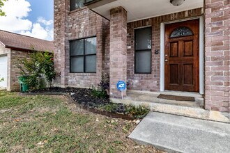 13923 Grove Patch in San Antonio, TX - Building Photo - Building Photo