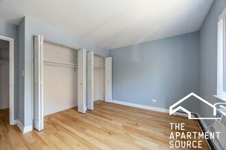 667 W Grace St in Chicago, IL - Building Photo - Building Photo