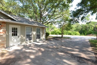 203 County Glen St in Leander, TX - Foto de edificio - Building Photo