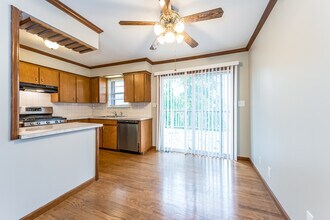 18210 E 27th St S in Independence, MO - Building Photo - Building Photo