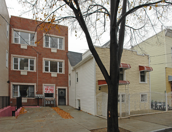 3633 Holland Ave in Bronx, NY - Building Photo - Building Photo