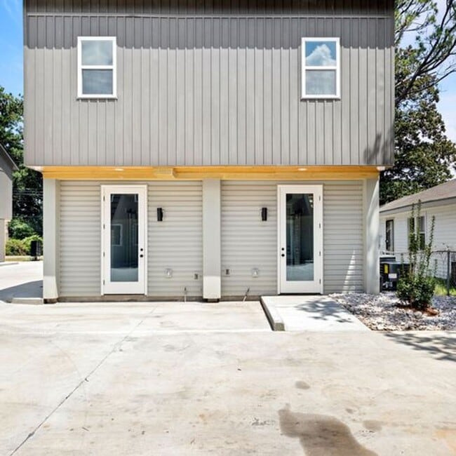 305 Ella St in Lafayette, LA - Building Photo - Building Photo