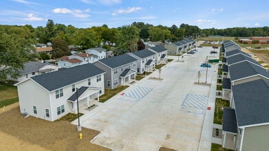 2193 Galahad Cv in Fort Wayne, IN - Building Photo - Building Photo