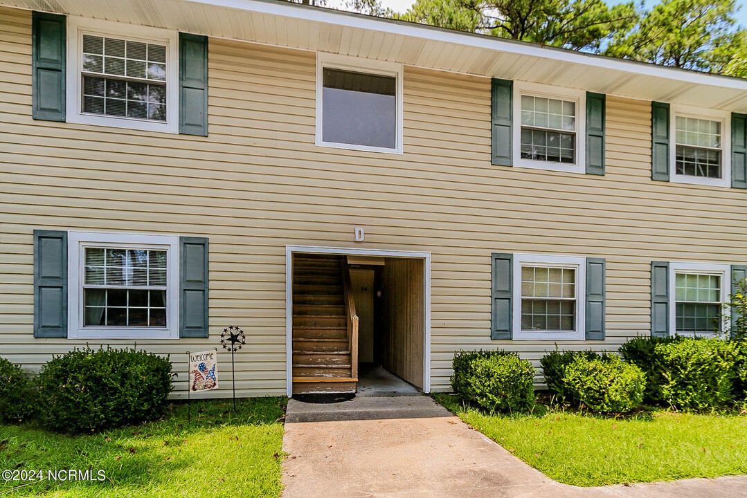 201 Shipman Rd in Havelock, NC - Building Photo