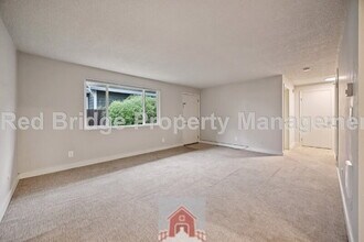 3442 SE 8th Ave in Portland, OR - Building Photo - Building Photo