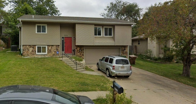 property at 3732 Lawnwood Dr