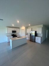 2113 Albatross Nest Dr in Bartow, FL - Building Photo - Building Photo