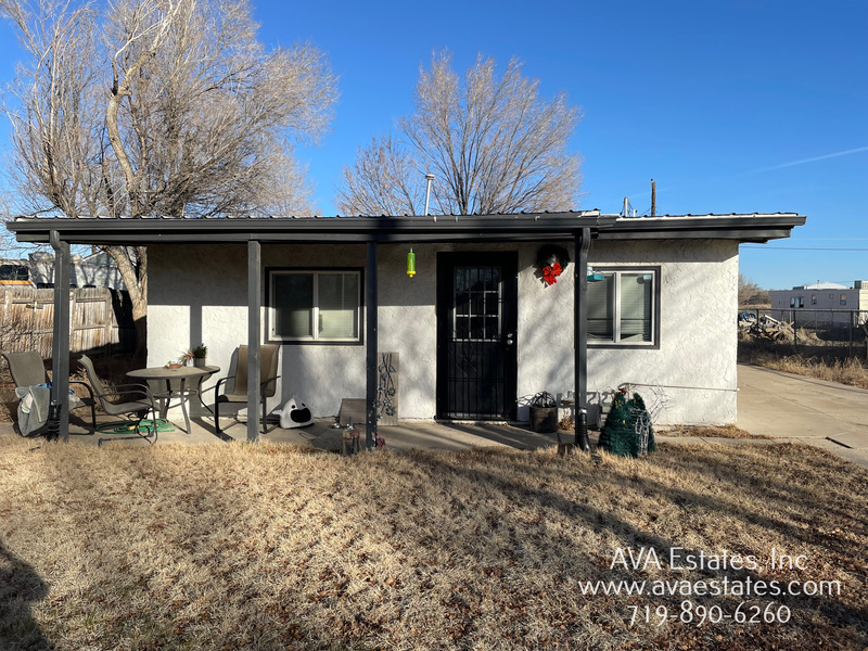 1939 W 21st St in Pueblo, CO - Building Photo