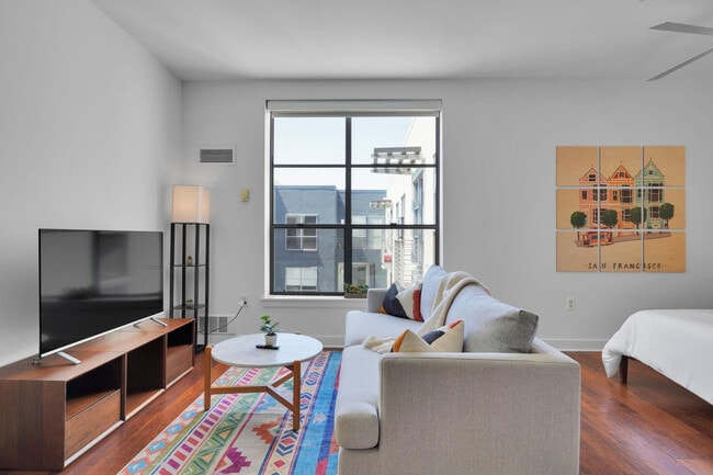 355 Berry St in San Francisco, CA - Building Photo - Building Photo