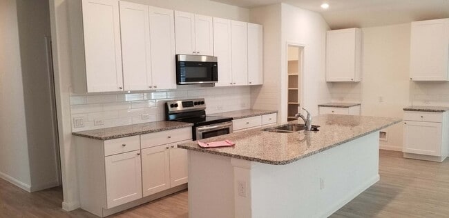 2700 San Martin Ln in Seguin, TX - Building Photo - Building Photo