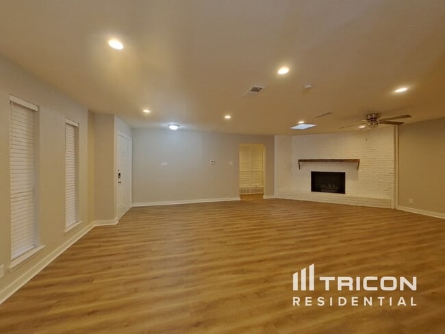 506 Canyon Ridge Dr in Euless, TX - Building Photo - Building Photo