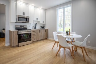 248 Rue Notre-Dame-de-l'île in Gatineau, QC - Building Photo