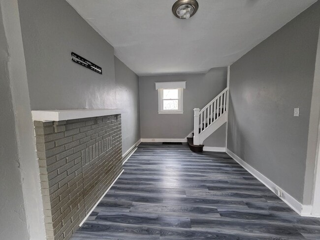 property at 1212 Queensbury St