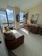 259 NW 27th St, Unit B2 in Miami, FL - Foto de edificio - Building Photo