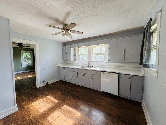 property at 1705 Mc Dowell St