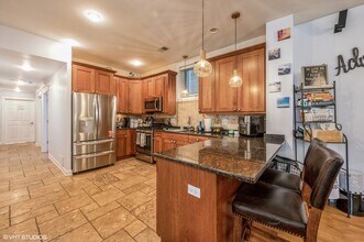 413 N Noble St in Chicago, IL - Building Photo - Building Photo