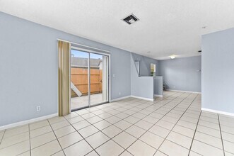 12461 Westhampton Cir in Wellington, FL - Building Photo - Building Photo