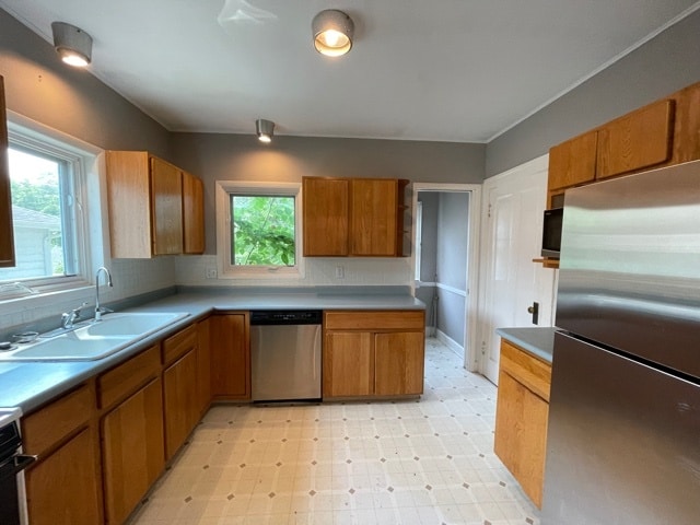 605 Brookland Park Dr in Iowa City, IA - Building Photo - Building Photo