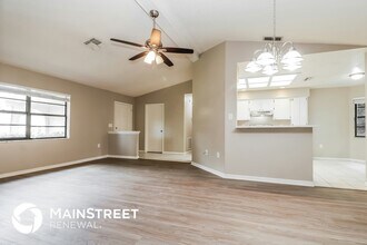 11248 Topaz St in Spring Hill, FL - Building Photo - Building Photo