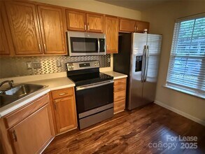 10247 Reindeer Way Ln in Charlotte, NC - Building Photo - Building Photo