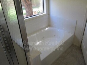 5941 E Kelton Ln in Scottsdale, AZ - Building Photo - Building Photo