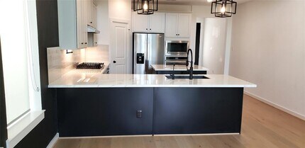 10611 Hidden Rock Dr in Missouri City, TX - Building Photo - Building Photo