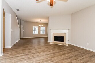 1618 Thornwick Trace in Stockbridge, GA - Foto de edificio - Building Photo